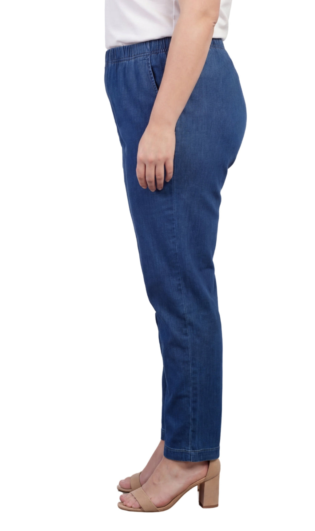 Women's Lightweight Pull-On Denim Jeans with Elastic Waist – Relaxed Fit Stretch Jeans for Casual Everyday Wear
